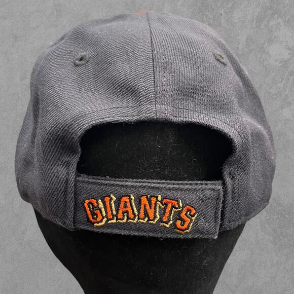 Nike San Francisco Giants Legacy 9 Strap Back Hat - Picture 3 of 10